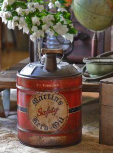 Preise für goße Ölkannen dieser Art liegen zw. 240 - 380 Euro / © Dirk Patschkowski / Limited-Legends