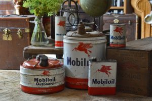 Preise für goße Ölkannen dieser Art liegen zw. 240 - 380 Euro / © Dirk Patschkowski / Limited-Legends
