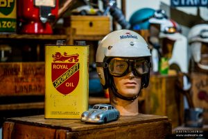 Preise für goße Ölkannen dieser Art liegen zw. 240 - 380 Euro / © Dirk Patschkowski / Limited-Legends