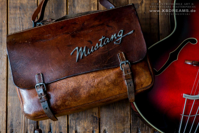 Tasche mit Original Mustang Emblem / Limited-Legends © Dirk Patschkowski