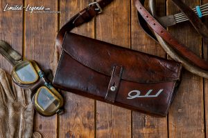 Ledertasche (klein) mit original 911 Emblem 690,- €